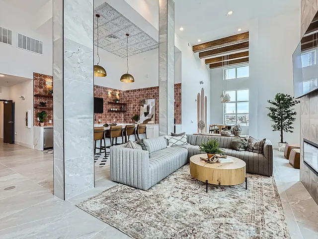 Inviting Clubhouse
