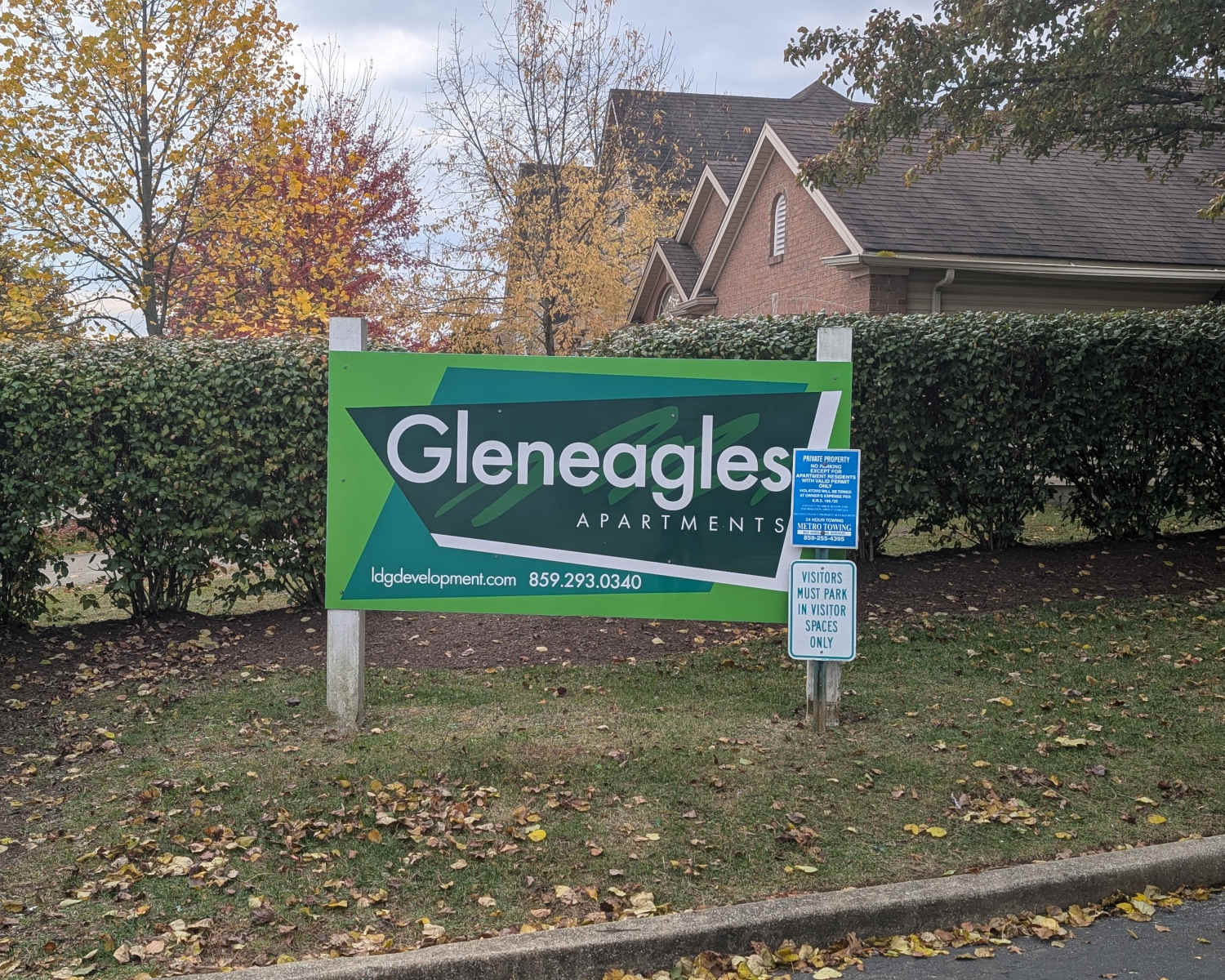 Signage at Gleneagles Apartments in Lexington, Kentucky