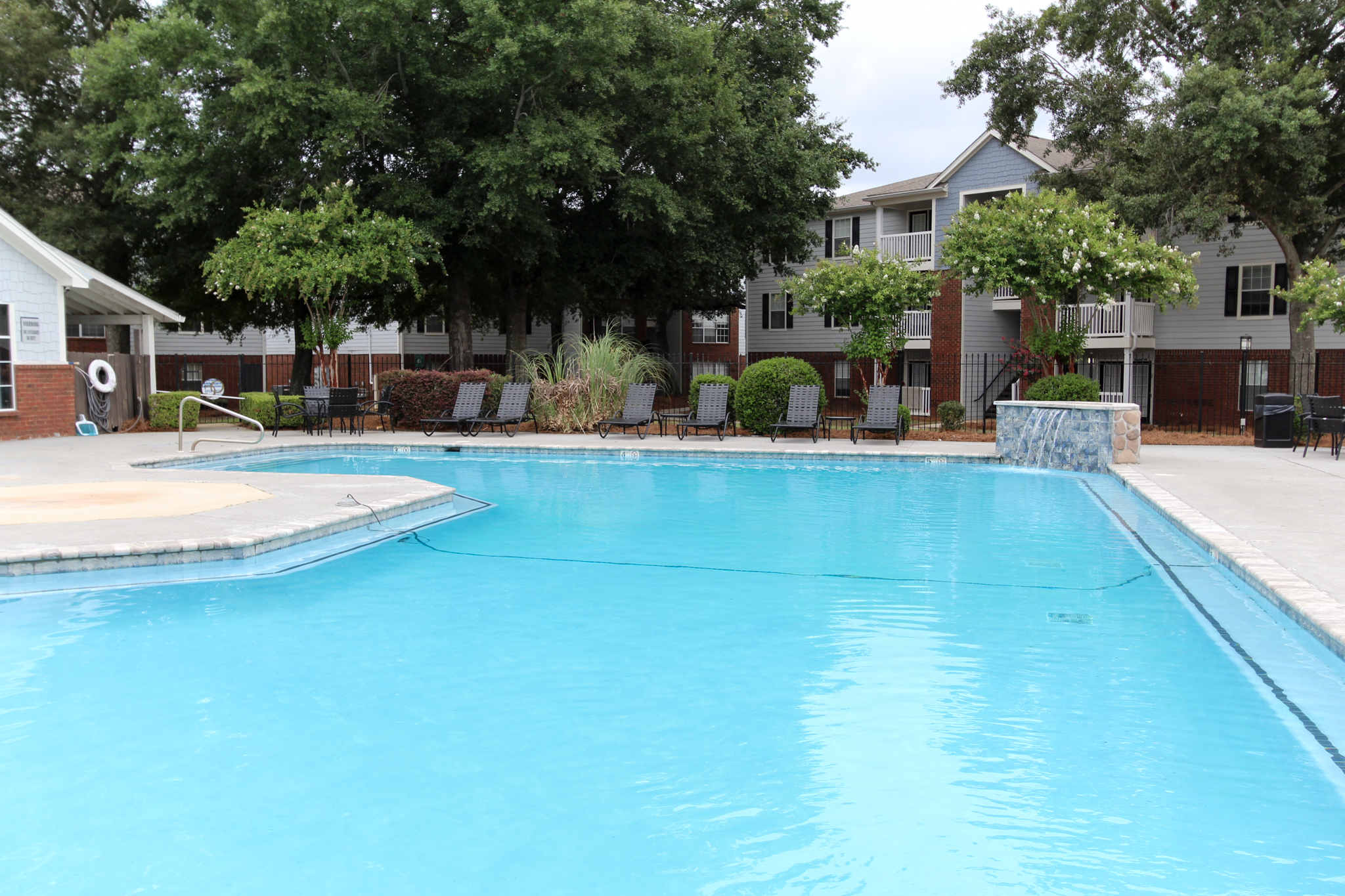 Grove 10 Pool