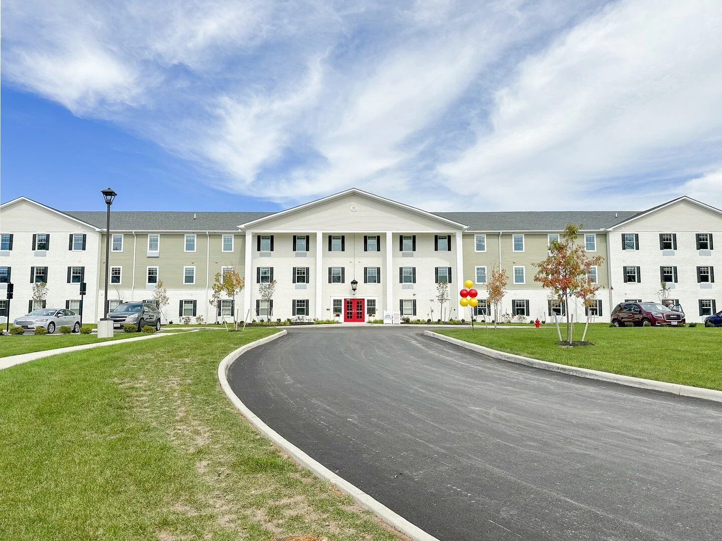 It's a beautiful weekend for a tour! Stop into one of our four locations to find your new home. ⁠ ⁠ 📍 Homestead Village Grove City⁠ 📍 Homestead Village Blacklick⁠ 📍 Homestead Village Beavercreek ⁠ 📍 Homestead Village Miamisburg⁠ ⁠ Call us today t