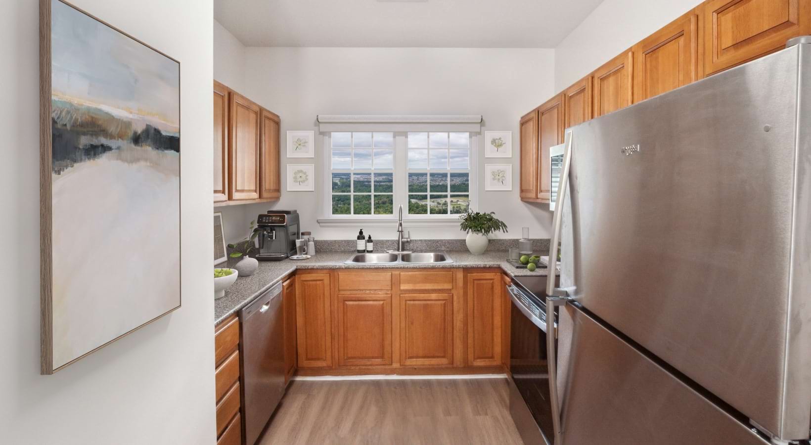 Fully-equipped kitchen w/ dishwasher