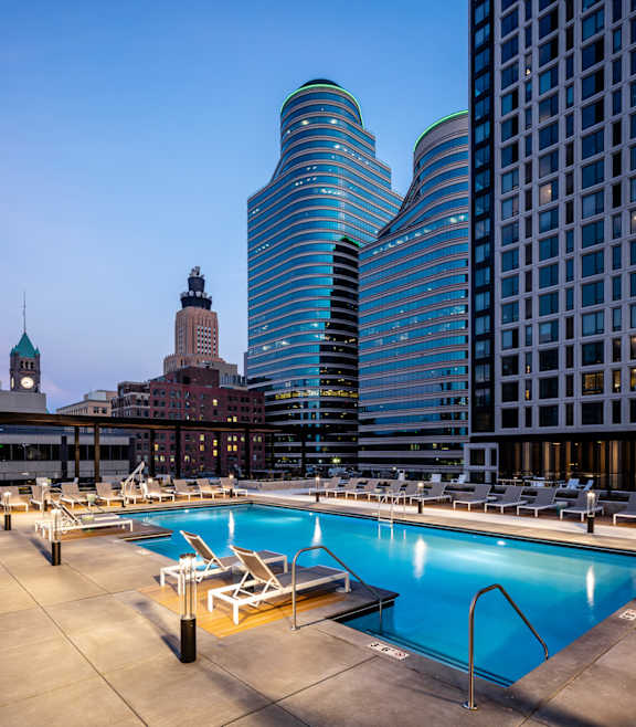 Lobby Front Desk Attendant at 365 Nicollet, Manchester , 55401