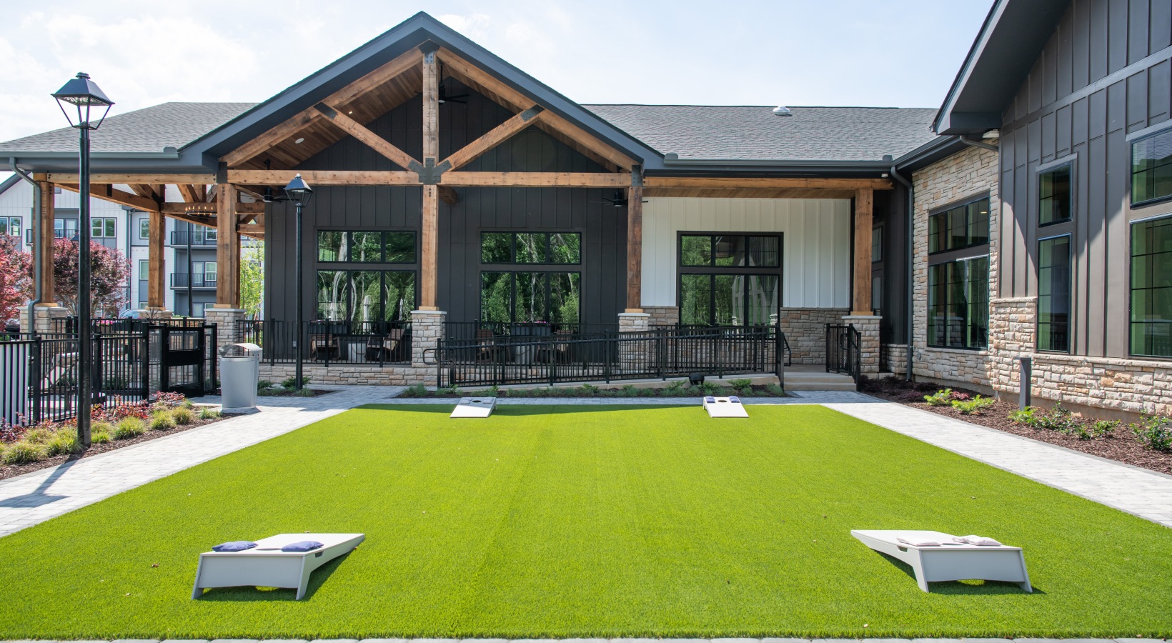 Cutting-edge amenities at your fingertips