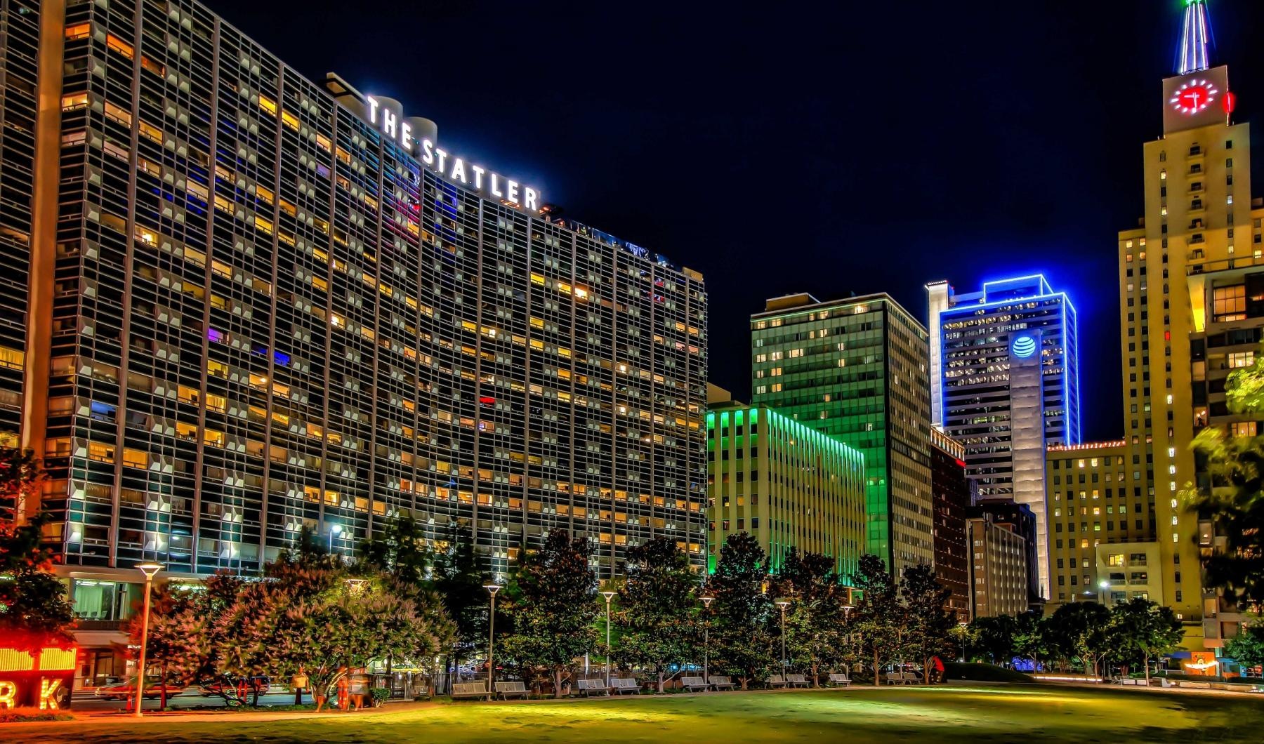 a city with tall buildings
