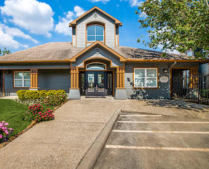 breakwater bay apartments outside of club house