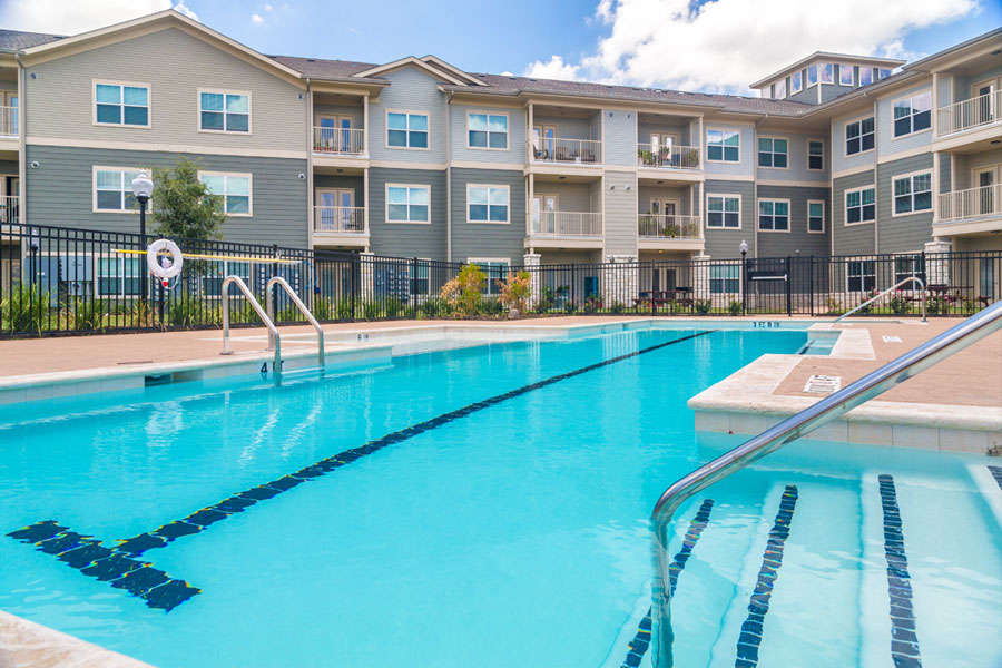 Villages at Ben White Swimming Pool