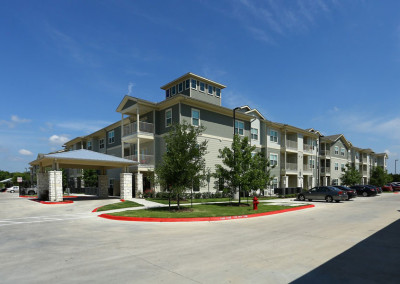 Exterior view of The Villages at Ben White retirement community
