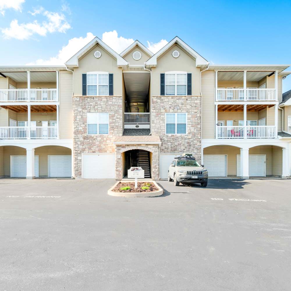 View of apartment at The Boulders At Katy Trail in Saint Charles,Missouri