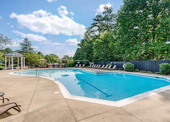 Pool at Spotswood Commons, Williamsburg, VA