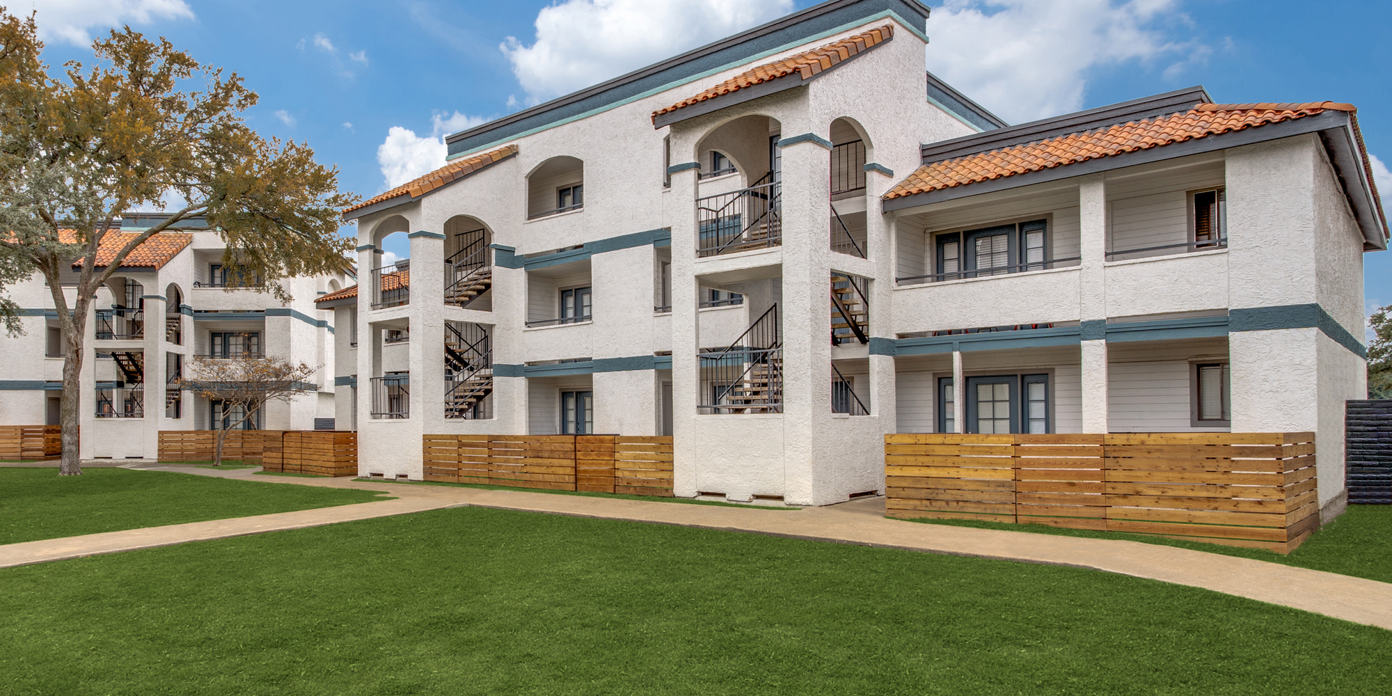 Mateo Apartment Homes