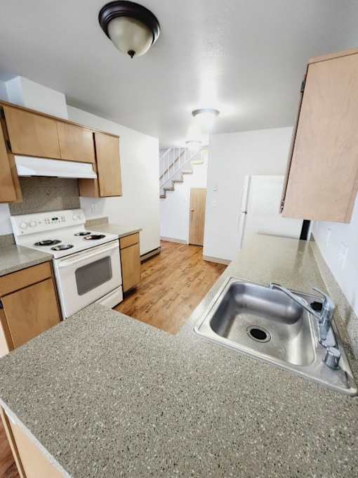 Indian Canyon Apartments photo