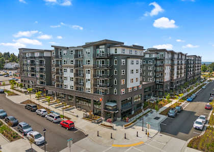 Exterior View at Solera Apartments, Renton, 98056