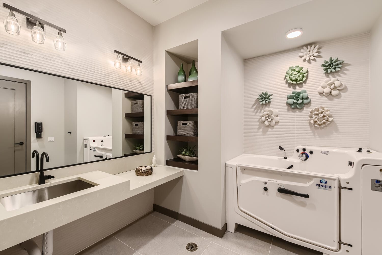 The Grand at Broomfield Assisted Living & Memory Care photo