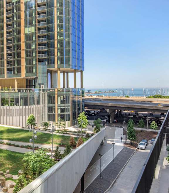 Building Terrace at North Harbor Tower in IL 60601