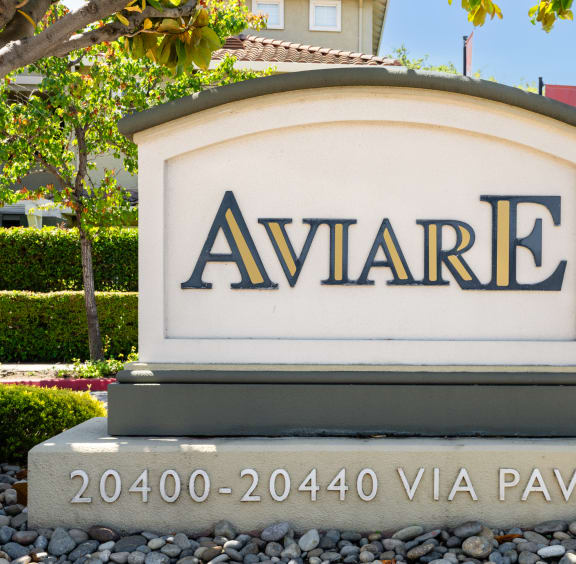 Aviare Apartments