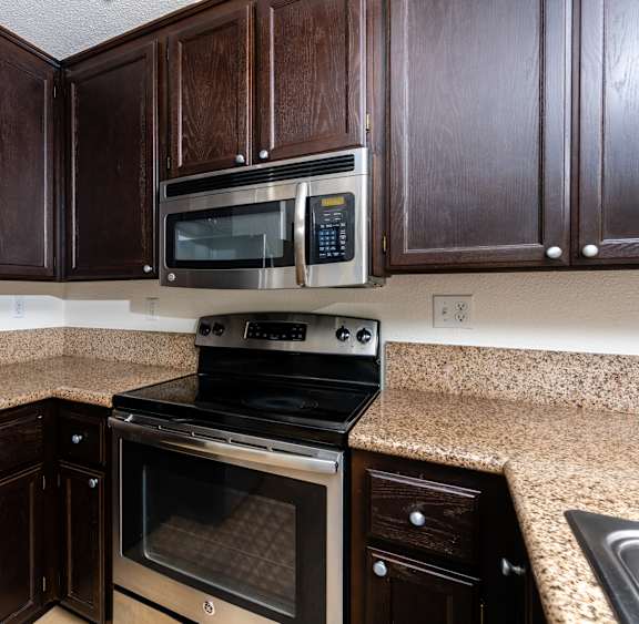 Aviare Apartments photo