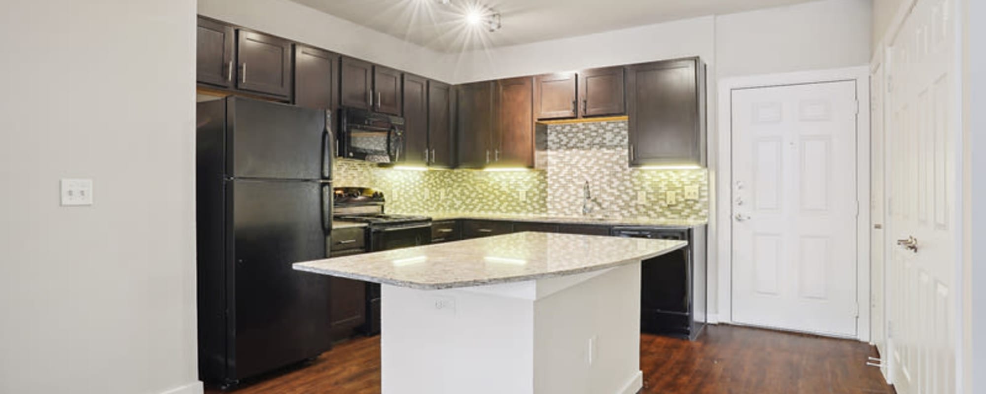 Kitchen area at 4000 Hulen Apartments in Fort Worth, Texas