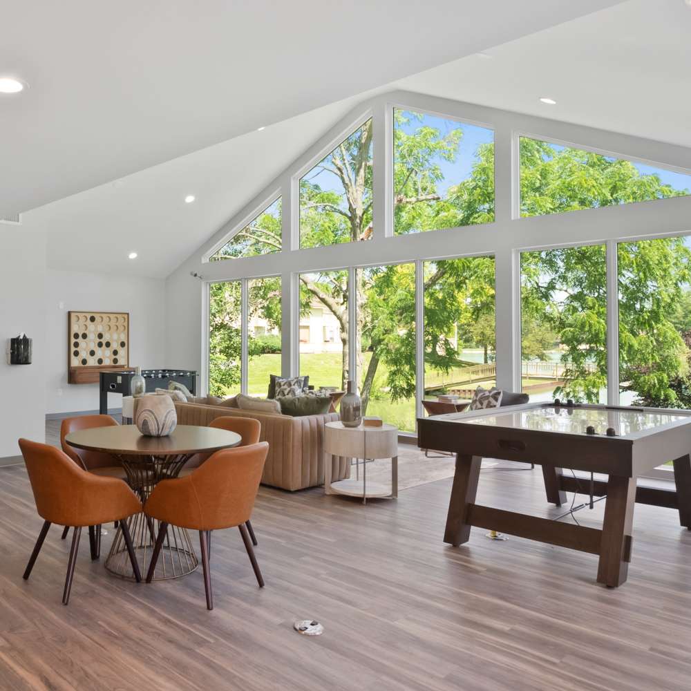 Clubhouse at Lago Vista Apartments in St. Charles, Missouri