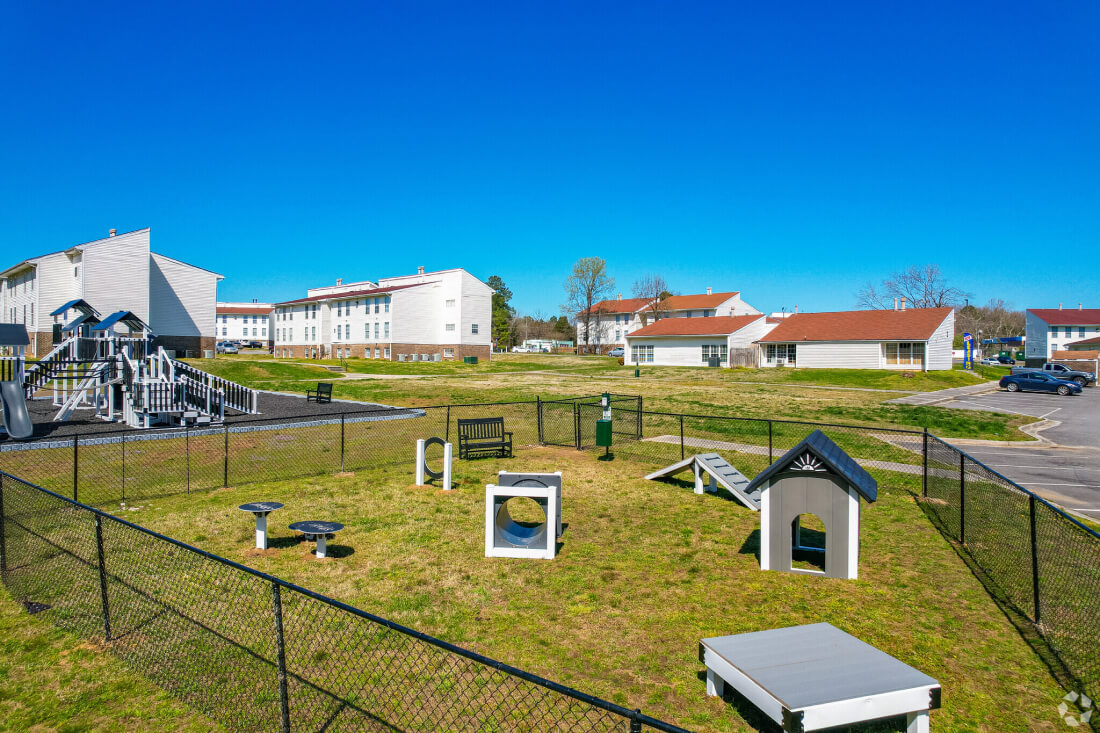 Aubrey Apartments photo