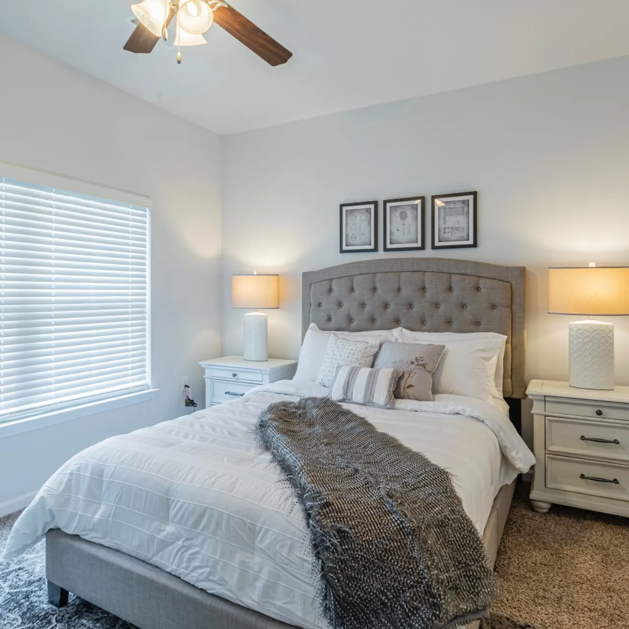 Wimbledon Green - Bed, Room