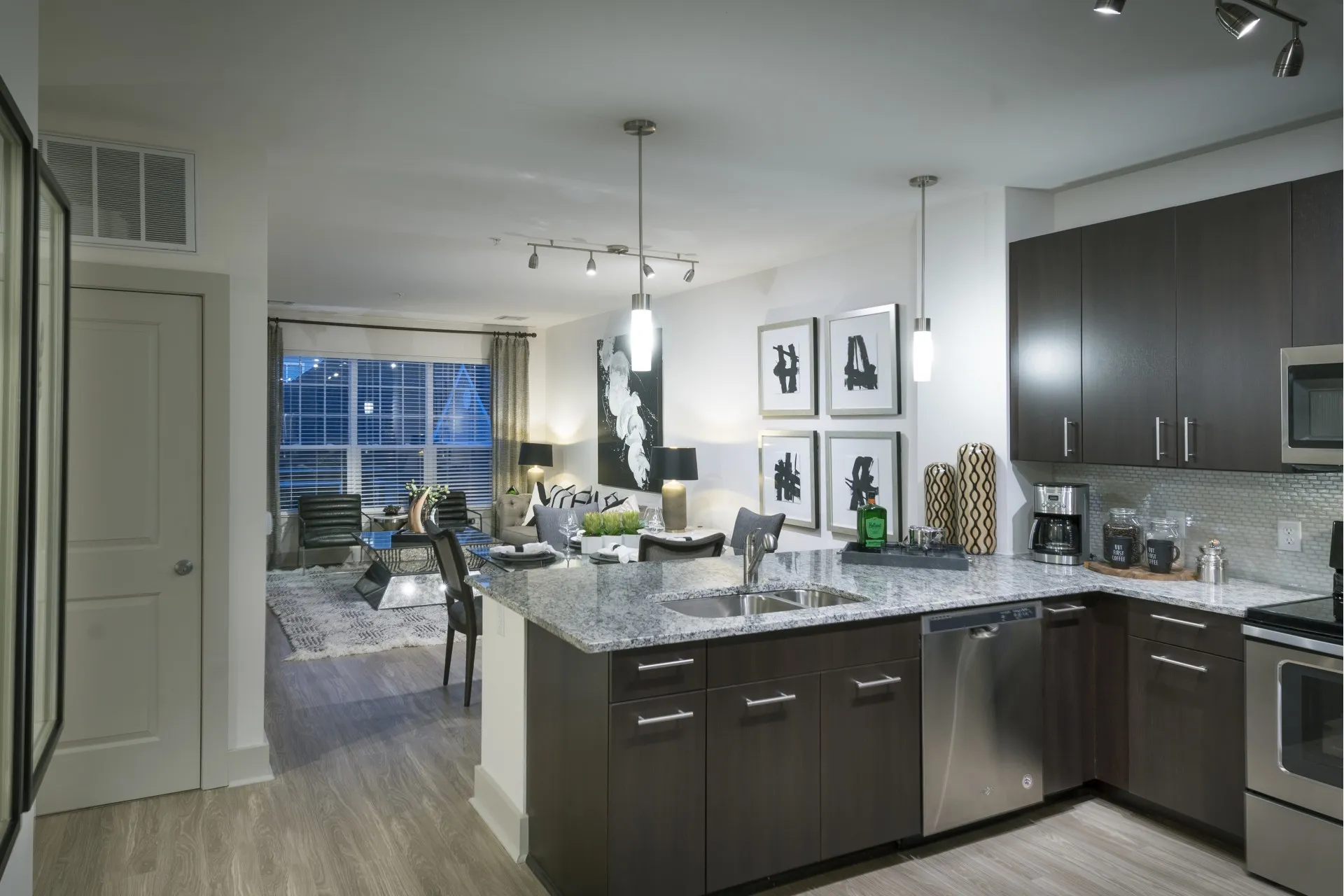 Gourmet Kitchen