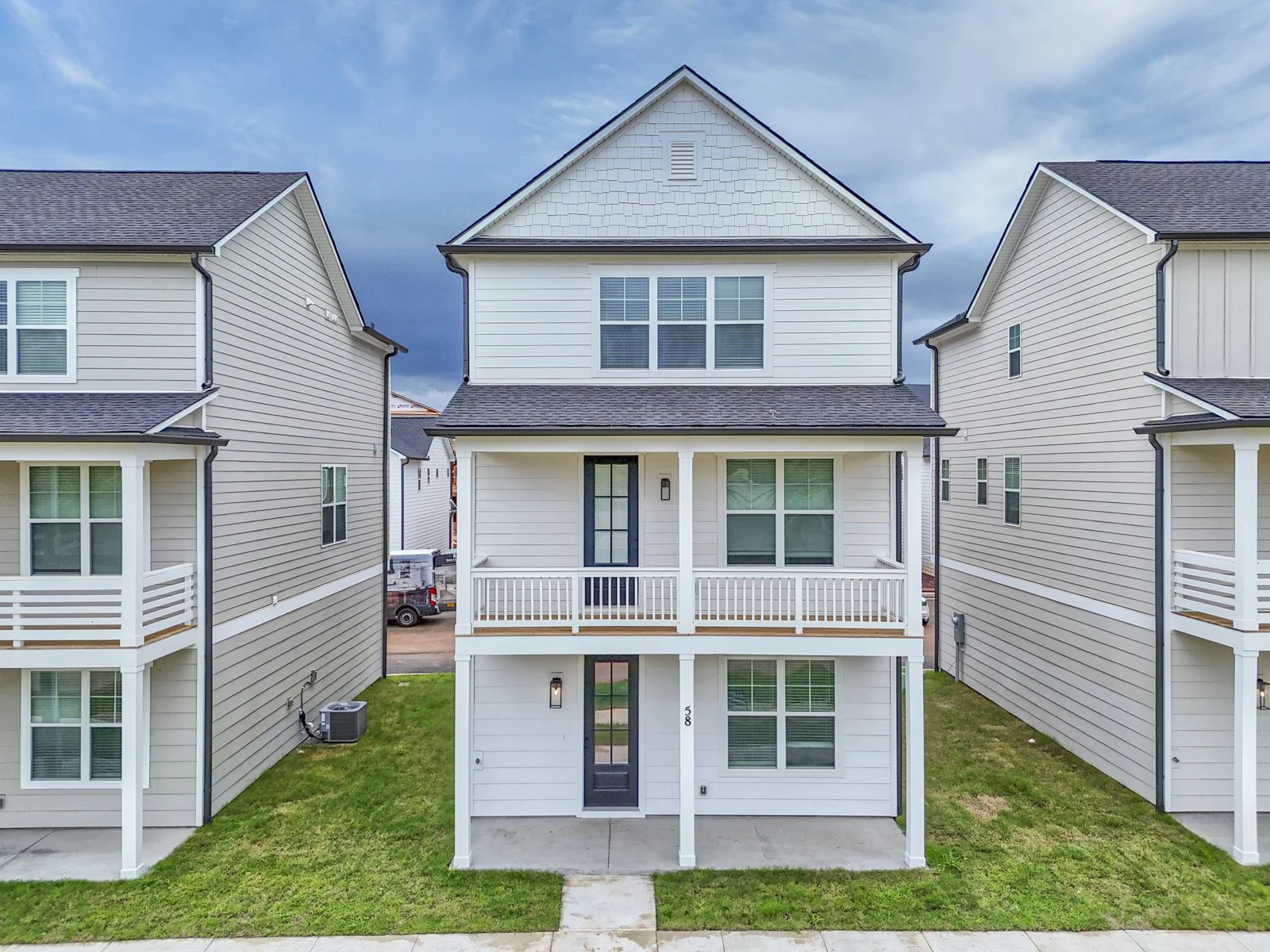 1589 Residences photo