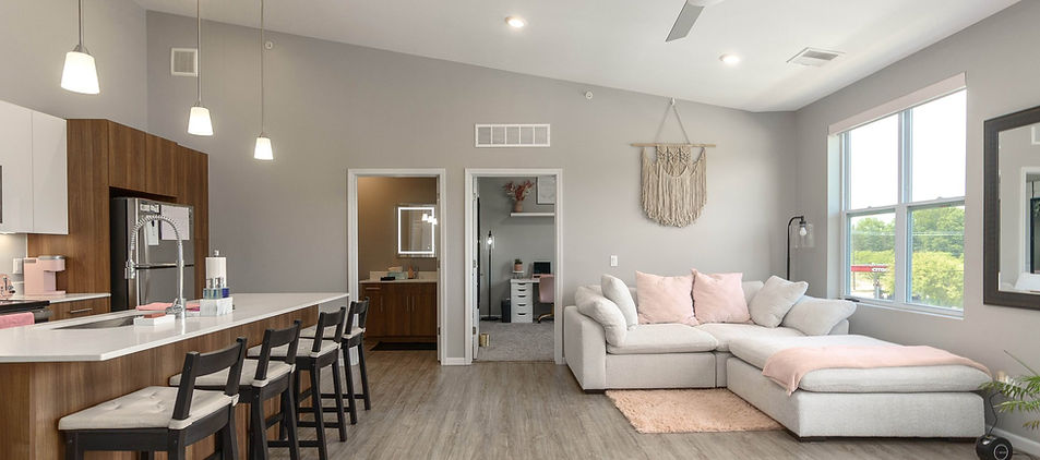 17-web-or-mls-Interiors (3 of 27) (1).jpg