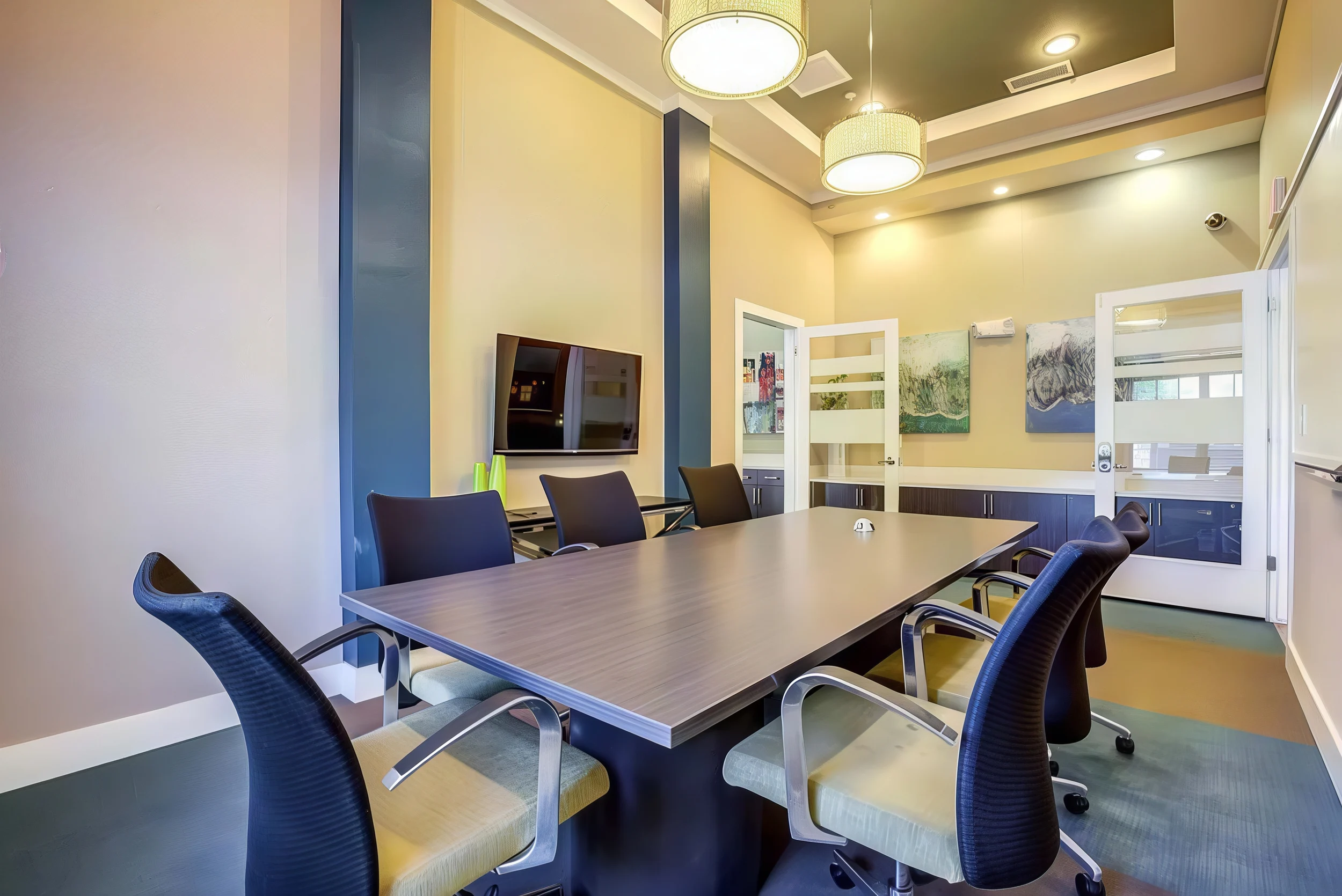 The Union business center meeting room in Charlotte, NC