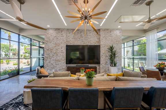 the clubhouse at the wyndham apartments in lubbock, tx