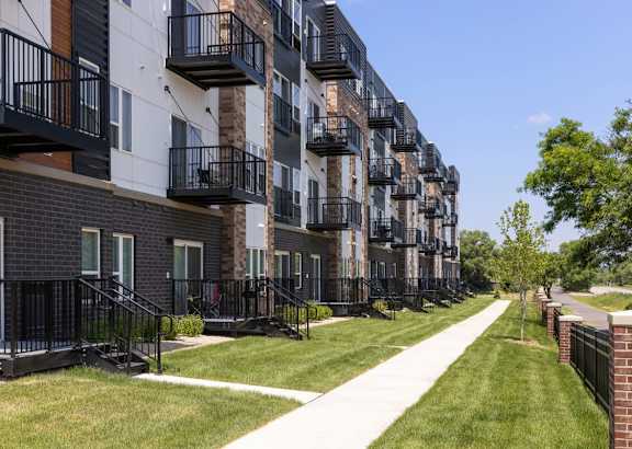 Axle Apartments