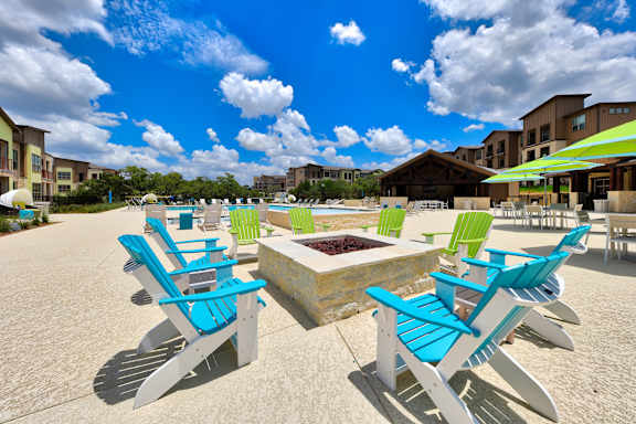 Firepit at Estraya Westover Hills Apartments in Westover Hills, San Antonio, TX