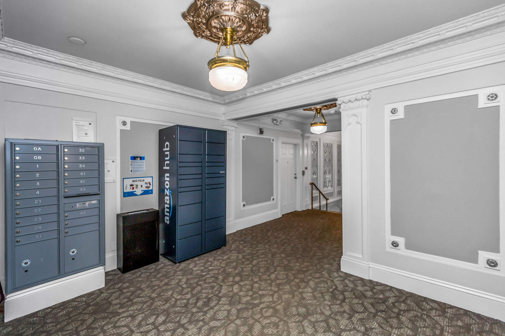845 Pine Building Photo 4