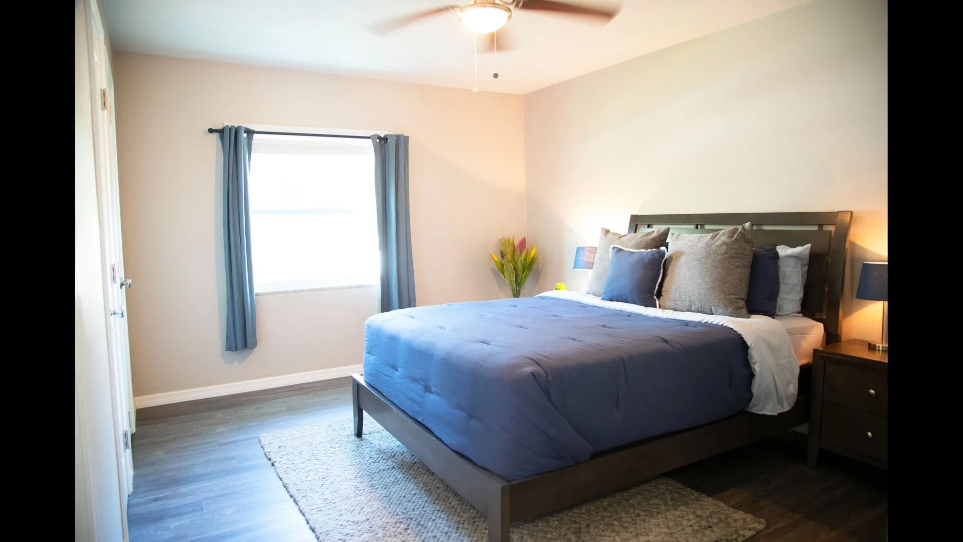 Interior Photo Bedroom