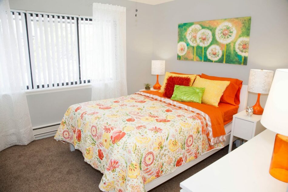 Kingston Square Apartments photo