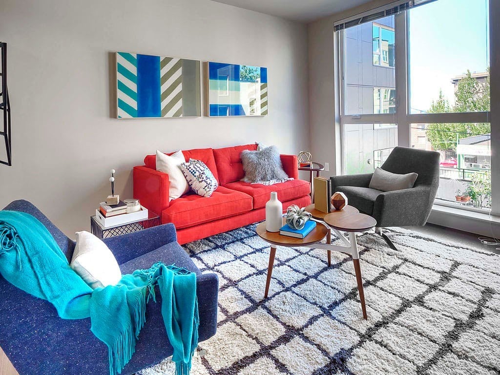 Astro Apartments