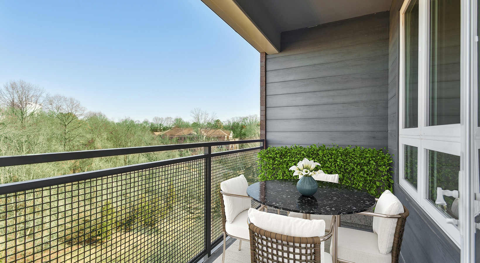balcony with black guardrailing