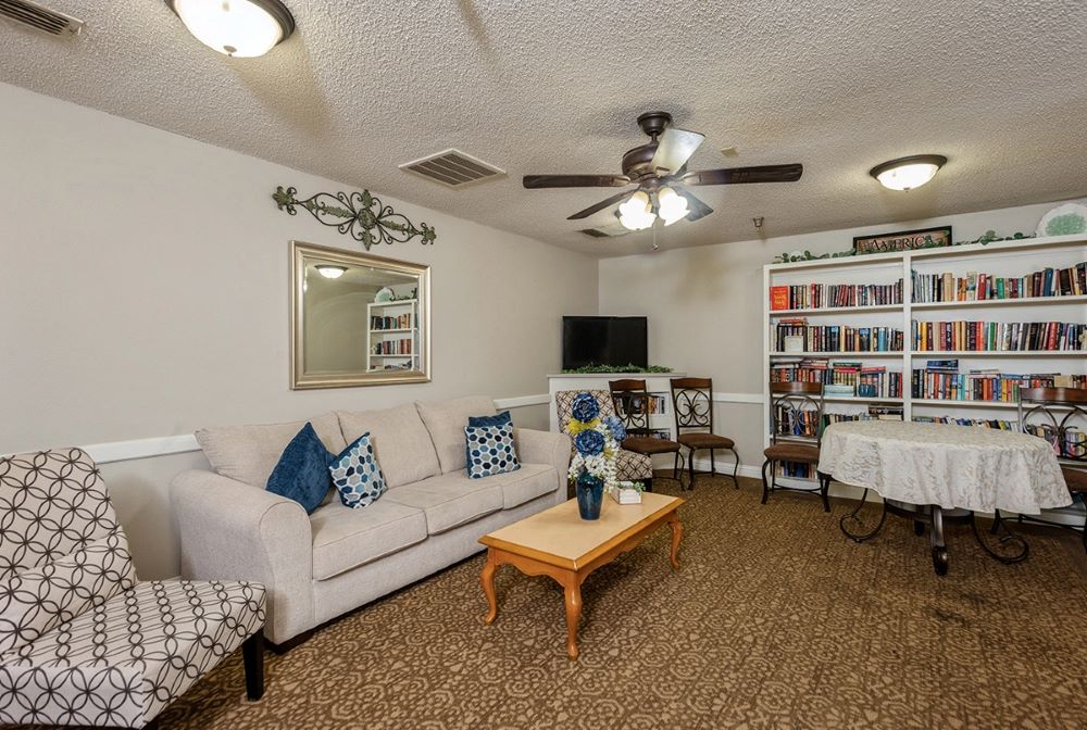 6 ReadingRoom Rosefield Court