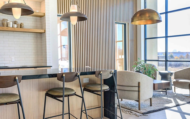 a island with seating