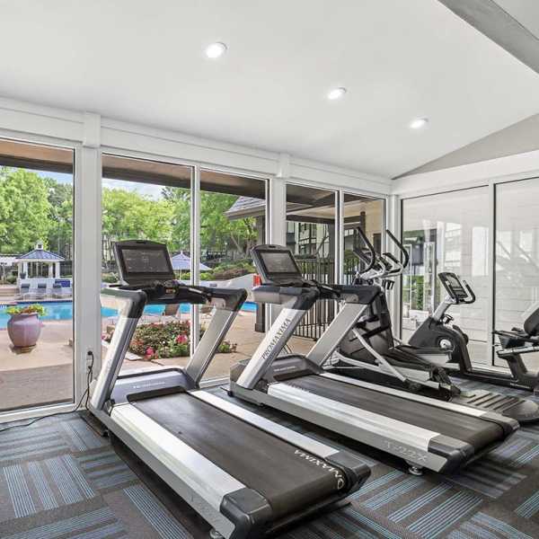 Grande Oaks offers a wide variety of amenities in Roswell, Georgia