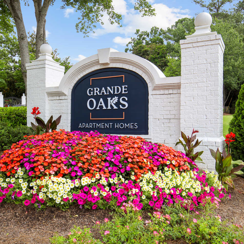 Community signage board at Grande Oaks in Roswell, Georgia