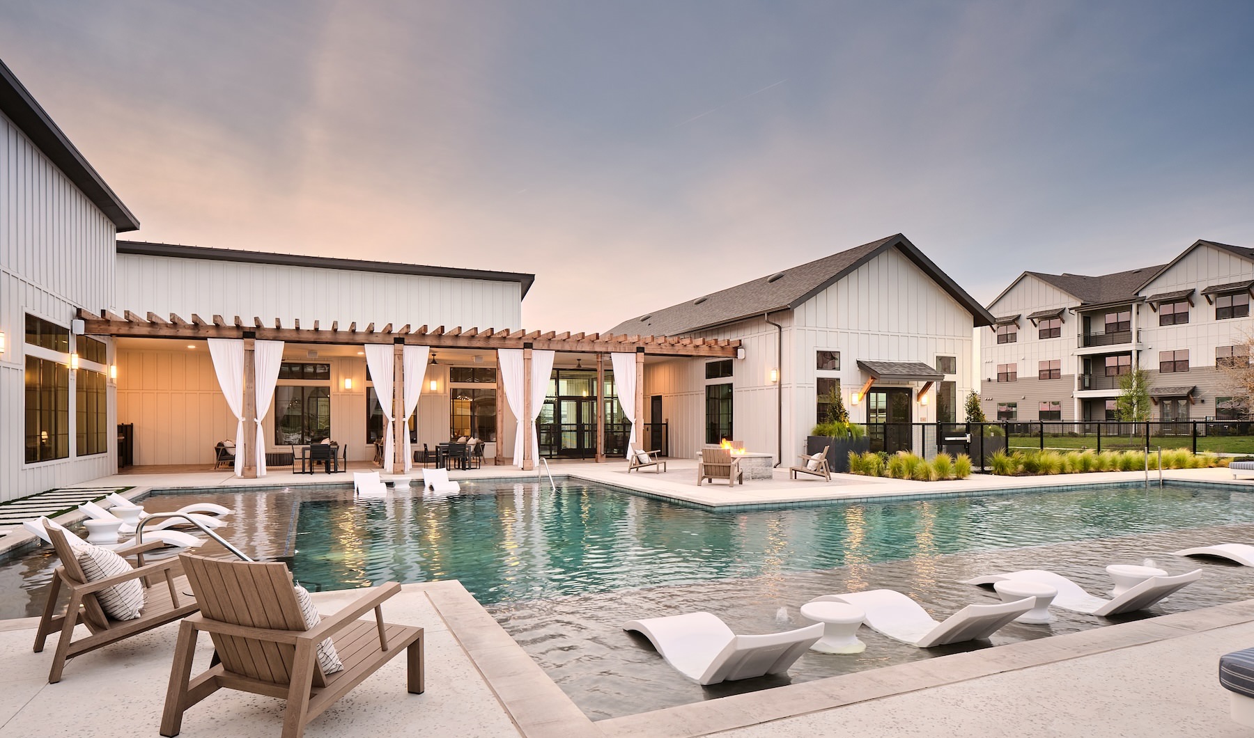 resort style pool with seating