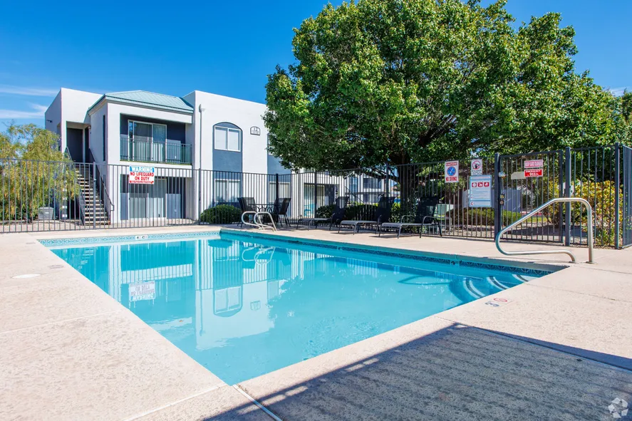 sparkiling pool