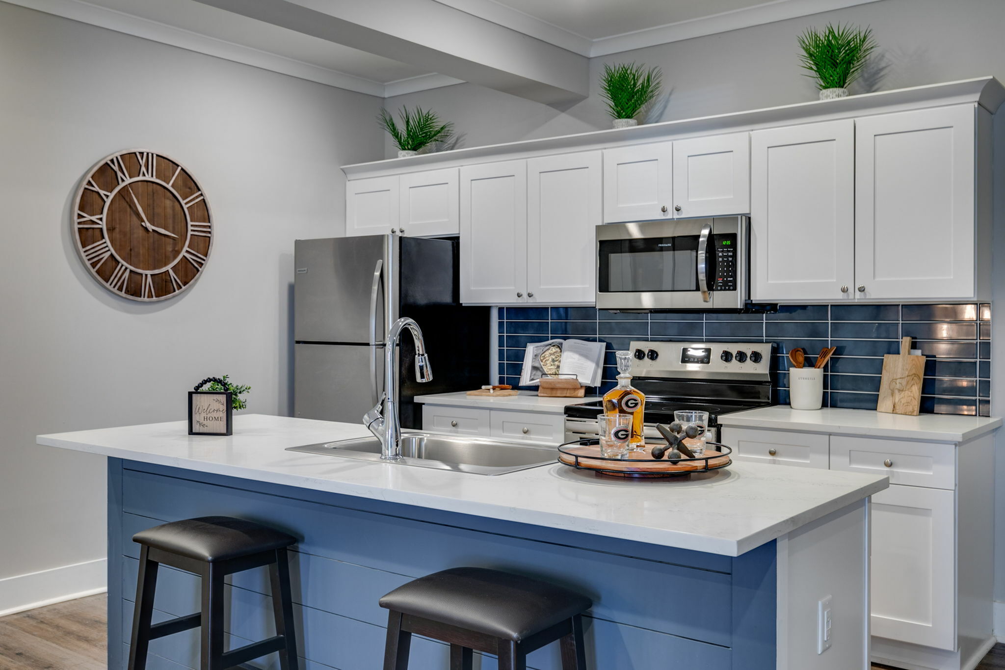 Paragon Luxury Apartments photo