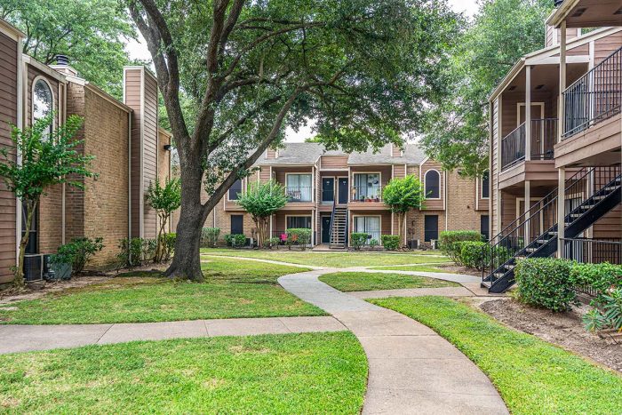 The Park @ Live Oak Apartments photo