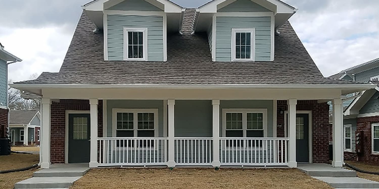 Exterior leasing office at Burrell Square in Rome, Georgia