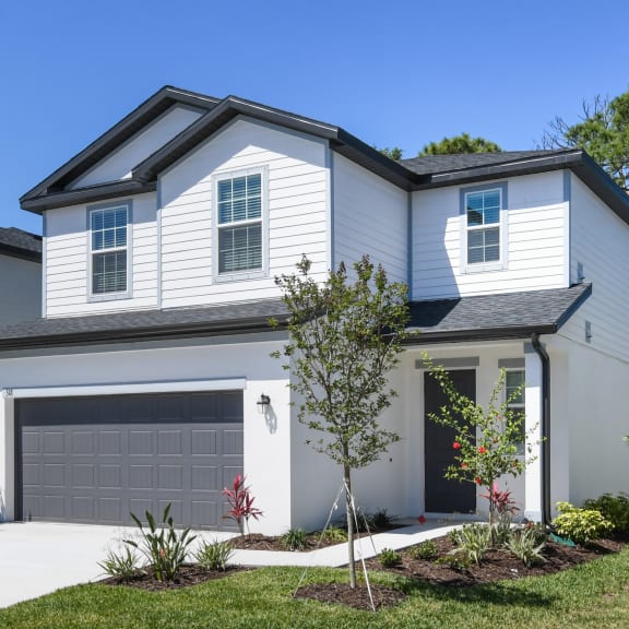 Exterior Porch at Cantabria, Bradenton, Florida