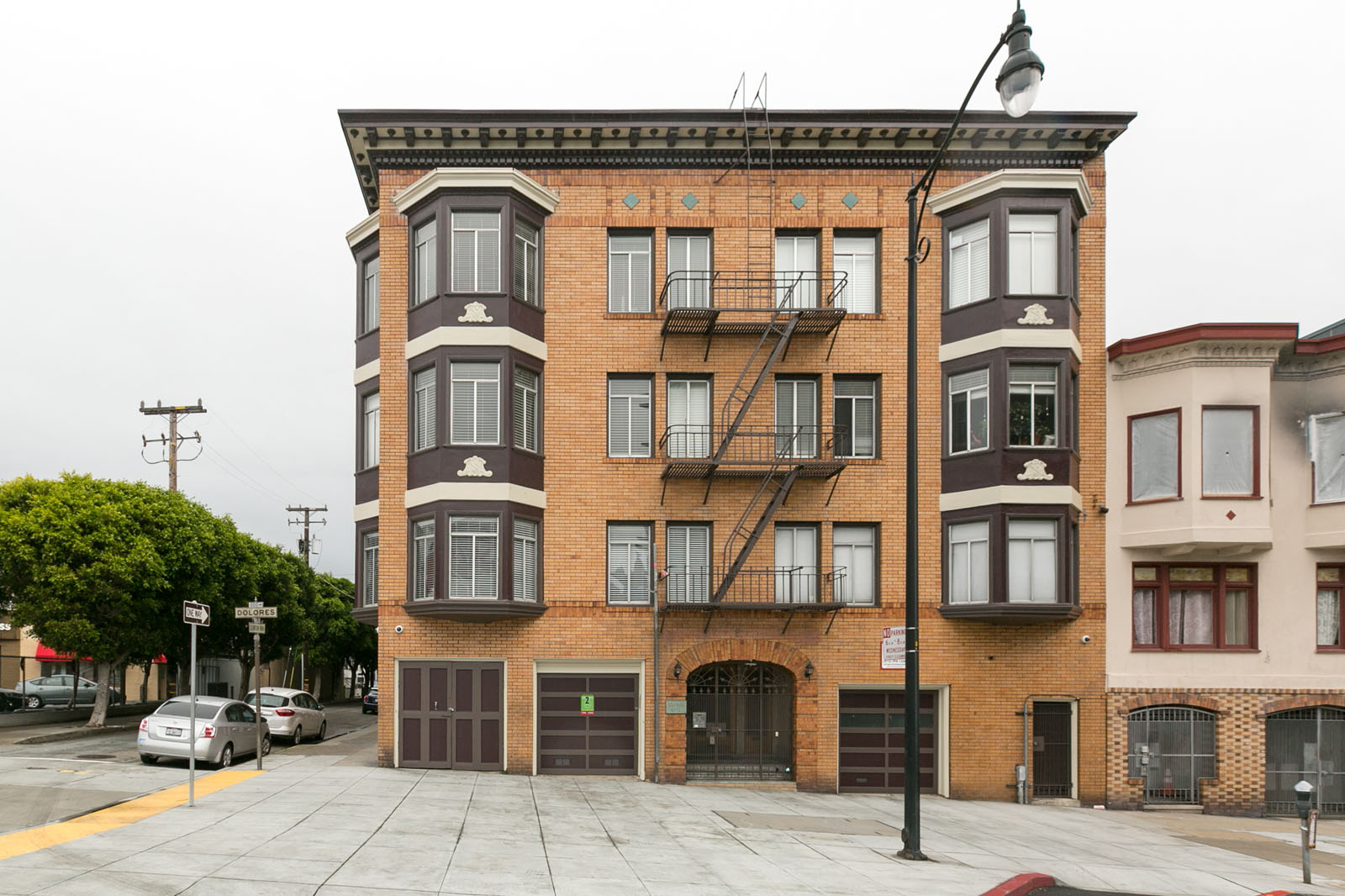 11 Dolores Building Photo 1
