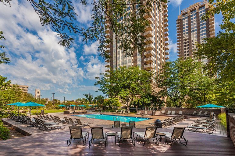 Riley Towers photo