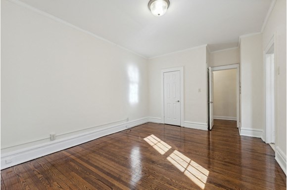 Gallery Photo 7