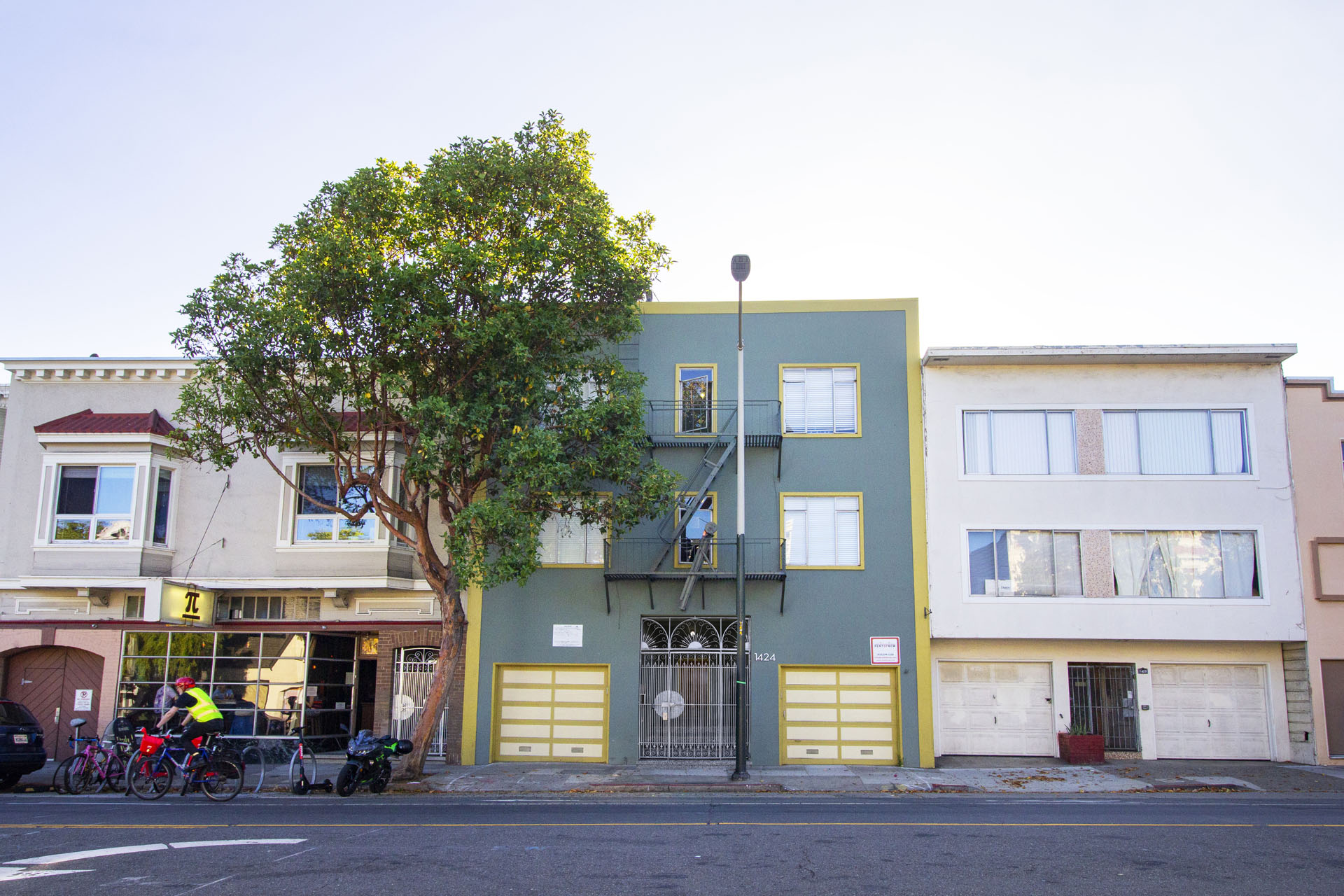 1424 Valencia Building Photo 1
